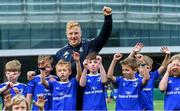 7 August 2019; Leinster player James Tracy with participants during the Bank of Ireland Leinster Rugby Summer Camp at Lansdowne FC in Dublin. Photo by Piaras Ó Mídheach/Sportsfile