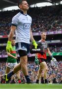 10 August 2019; Mayo goalkeeper Rob Hennelly, right, and Dublin goalkeeper Stephen Cluxton prior to the GAA Football All-Ireland Senior Championship Semi-Final match between Dublin and Mayo at Croke Park in Dublin. Photo by Stephen McCarthy/Sportsfile