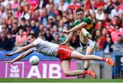 11 August 2019; Colm Cavanagh of Tyrone blocks a shot by Paul Murphy of Kerry during the GAA Football All-Ireland Senior Championship Semi-Final match between Kerry and Tyrone at Croke Park in Dublin. Photo by Brendan Moran/Sportsfile