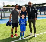 17 August 2019; Mascot Seán Purcell, age 7, from Blanchardstown, Dublin, with Leinster players Jamison Gibson-Park, left, and Scott Fardy, and family members prior to the Bank of Ireland pre-season friendly match between Leinster and Coventry at Energia Park in Donnybrook, Dublin. Photo by Seb Daly/Sportsfile