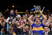 18 August 2019; Tipperary captain Séamus Callanan lifts the Liam MacCarthy Cup following the GAA Hurling All-Ireland Senior Championship Final match between Kilkenny and Tipperary at Croke Park in Dublin. Photo by Stephen McCarthy/Sportsfile