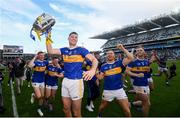 18 August 2019; Tipperary captain Séamus Callanan and team-mates celebrate with the Liam MacCarthy Cup following the GAA Hurling All-Ireland Senior Championship Final match between Kilkenny and Tipperary at Croke Park in Dublin. Photo by Stephen McCarthy/Sportsfile