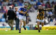 18 August 2019; Seán Farrell, Donaskeigh NS, Dundrum, Tipperary, representing Tipperary, in action against Colin McAweeney, Scoil Assaim, Raheny, Dublin, representing Kilkenny, during the INTO Cumann na mBunscol GAA Respect Exhibition Go Games prior to the GAA Hurling All-Ireland Senior Championship Final match between Kilkenny and Tipperary at Croke Park in Dublin. Photo by Eóin Noonan/Sportsfile