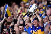 18 August 2019; Tipperary captain Séamus Callanan lifts the Liam MacCarthy Cup after the GAA Hurling All-Ireland Senior Championship Final match between Kilkenny and Tipperary at Croke Park in Dublin. Photo by Piaras Ó Mídheach/Sportsfile