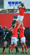 13 September 2019; Jack O'Donoghue of Munster takes the ball in the lineout against Chunya Munga of London Irish during the Pre-season friendly match between Munster and London Irish at the Irish Independent Park in Cork. Photo by Matt Browne/Sportsfile