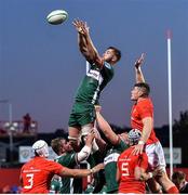 13 September 2019; George Nott of London Irish takes the ball in the lineout against Jack O'Donoghue of Munster during the Pre-season friendly match between Munster and London Irish at the Irish Independent Park in Cork.  Photo by Matt Browne/Sportsfile