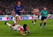 20 September 2019; Pieter Labuschagne of Japan scores his side's third try during the 2019 Rugby World Cup Pool A match between Japan and Russia at the Tokyo Stadium in Chofu, Japan. Photo by Brendan Moran/Sportsfile