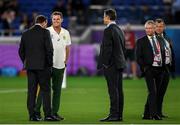 21 September 2019; South Africa head coach Rassie Erasmus, second left, in conversation with New Zealand head coach Steve Hansen, left, ahead of the 2019 Rugby World Cup Pool B match between New Zealand and South Africa at the International Stadium in Yokohama, Japan. Photo by Ramsey Cardy/Sportsfile