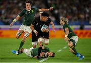 21 September 2019; Ardie Savea of New Zealand makes a break during the 2019 Rugby World Cup Pool B match between New Zealand and South Africa at the International Stadium in Yokohama, Japan. Photo by Ramsey Cardy/Sportsfile