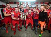 21 September 2019; Shelbourne players celebrate with the SSE Airtricity League First Division cup following their SSE Airtricity League First Division match against Limerick FC at Tolka Park in Dublin. Photo by Stephen McCarthy/Sportsfile