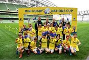 22 September 2019; Aviva Ireland gave 400 children the dream opportunity to take part in the Aviva Mini Nations Cup in Aviva Stadium on Sunday, September 22. 20 U10 boys’ and U12 girls’ teams from clubs nationwide took to the hallowed pitch after Ireland’s heroic win over Scotland in Japan for their very own Mini Rugby Nations Cup. See aviva.ie/safetodream or @AvivaIreland social channels for details. Players from UL Bohemians, Limerick representing Australia with Ireland and Ulster rugby player Jordi Murphy during the Aviva Mini Rugby Nations Cup at Aviva Stadium in Dublin. Photo by Eóin Noonan/Sportsfile