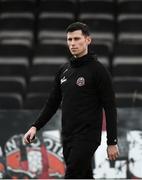 27 September 2019; Injured Bohemians player Dinny Corcoran arrives prior to the Extra.ie FAI Cup Semi-Final match between Bohemians and Shamrock Rovers at Dalymount Park in Dublin. Photo by Stephen McCarthy/Sportsfile