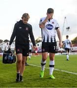 29 September 2019; Patrick McEleney of Dundalk leaves the pitch after picking up an injury during the Extra.ie FAI Cup Semi-Final match between Sligo Rovers and Dundalk at The Showgrounds in Sligo. Photo by Stephen McCarthy/Sportsfile