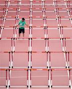 30 September 2019; A broken hurdle is replaced ahead of the Men's 110m Hurdles during day four of the World Athletics Championships 2019 at the Khalifa International Stadium in Doha, Qatar. Photo by Sam Barnes/Sportsfile