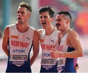 30 September 2019; Jakob Ingebrigtsen of Norway, centre, with his brothers, Henrik, left, and Filip after finishing fifth in the Men's 5000m Final during day four of the World Athletics Championships 2019 at the Khalifa International Stadium in Doha, Qatar. Photo by Sam Barnes/Sportsfile
