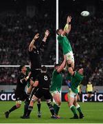 19 October 2019; Peter O'Mahony of Ireland wins possession in a lineout during the 2019 Rugby World Cup Quarter-Final match between New Zealand and Ireland at the Tokyo Stadium in Chofu, Japan. Photo by Brendan Moran/Sportsfile