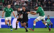 19 October 2019; Sevu Reece of New Zealand breaks away from Tadhg Beirne of Ireland during the 2019 Rugby World Cup Quarter-Final match between New Zealand and Ireland at the Tokyo Stadium in Chofu, Japan. Photo by Brendan Moran/Sportsfile