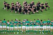 19 October 2019; Ireland watch on as New Zealand perform the &quot;Haka&quot; prior to the 2019 Rugby World Cup Quarter-Final match between New Zealand and Ireland at the Tokyo Stadium in Chofu, Japan. Photo by Juan Gasparini/Sportsfile
