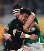 19 October 2019; Ardie Savea of New Zealand is tackled by Iain Henderson of Ireland during the 2019 Rugby World Cup Quarter-Final match between New Zealand and Ireland at the Tokyo Stadium in Chofu, Japan. Photo by Ramsey Cardy/Sportsfile