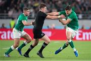 19 October 2019; Jacob Stockdale, right, and Jordan Larmour of Ireland in action against Beauden Barrett of New Zealand during the 2019 Rugby World Cup Quarter-Final match between New Zealand and Ireland at the Tokyo Stadium in Chofu, Japan. Photo by Juan Gasparini/Sportsfile