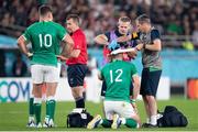 19 October 2019; Robbie Henshaw of Ireland receives medical attention during the 2019 Rugby World Cup Quarter-Final match between New Zealand and Ireland at the Tokyo Stadium in Chofu, Japan. Photo by Juan Gasparini/Sportsfile