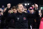 25 October 2019; Dundalk head coach Vinny Perth celebrates following the SSE Airtricity League Premier Division match between Dundalk and St Patrick's Athletic at Oriel Park in Dundalk, Co Louth. Photo by Stephen McCarthy/Sportsfile