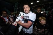 25 October 2019; Dundalk captain Brian Gartland with his 3-week-old son Bobbie following the SSE Airtricity League Premier Division match between Dundalk and St Patrick's Athletic at Oriel Park in Dundalk, Co Louth. Photo by Stephen McCarthy/Sportsfile