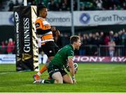 26 October 2019; Kieran Marmion of Connacht celebrates after scoring his side's second try during the Guinness PRO14 Round 4 match between Connacht and Toyota Cheetahs at The Sportsground in Galway. Photo by Seb Daly/Sportsfile