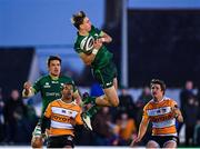 26 October 2019; John Porch of Connacht catches a high ball during the Guinness PRO14 Round 4 match between Connacht and Toyota Cheetahs at The Sportsground in Galway. Photo by Seb Daly/Sportsfile