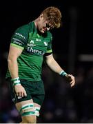 8 November 2019; Sean O’Brien of Connacht leaves the pitch with a shoulder injury during the Guinness PRO14 Round 6 match between Connacht and Leinster in the Sportsground in Galway. Photo by Brendan Moran/Sportsfile