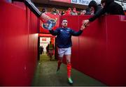 9 November 2019; JJ Hanrahan of Munster runs out for the warm-up prior to the Guinness PRO14 Round 6 match between Munster and Ulster at Thomond Park in Limerick. Photo by Brendan Moran/Sportsfile