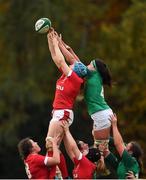 10 November 2019; Nichola Fryday of Ireland in action against Alex Callender of Wales the Women's Rugby International match between Ireland and Wales at the UCD Bowl in Dublin. Photo by David Fitzgerald/Sportsfile