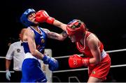 22 November 2019; Michaela Walsh of Monkstown, Co Antrim, right, in action against Emma Agnew of Dealgan, Co Louth, in their 57kg bout during the IABA Irish National Elite Boxing Championships Finals at the National Stadium in Dublin. Photo by Piaras Ó Mídheach/Sportsfile