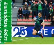 23 November 2019; Tom Farrell of Connacht scores the first try  during the Heineken Champions Cup Pool 5 Round 2 match between Toulouse and Connacht at Stade Ernest Wallon in Toulouse, France. Photo by Alexandre Dimou/Sportsfile