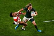 20 October 2019; Faf de Klerk of South Africa on his way to scoring his side's second try during the 2019 Rugby World Cup Quarter-Final match between Japan and South Africa at the Tokyo Stadium in Chofu, Japan. Photo by Ramsey Cardy/Sportsfile