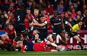 7 December 2019; Peter O’Mahony of Munster dives over to score his side's first try during the Heineken Champions Cup Pool 4 Round 3 match between Munster and Saracens at Thomond Park in Limerick. Photo by Seb Daly/Sportsfile