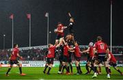 7 December 2019; Jack O’Donoghue of Munster takes possession in a line-out ahead of ahead of Nick Isiekwe of Saracens during the Heineken Champions Cup Pool 4 Round 3 match between Munster and Saracens at Thomond Park in Limerick. Photo by Seb Daly/Sportsfile