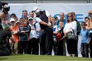 26 June 2013; Shane Lowry pitches onto the 17th green blindfolded during the Irish Open Golf Championship 2013 Pro Am. Carton House, Maynooth, Co. Kildare. Picture credit: Matt Browne / SPORTSFILE