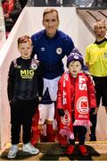 14 February 2020; Ian Bermingham of St Patrick's Athletic with the club mascots ahead of the SSE Airtricity League Premier Division match between St Patrick's Athletic and Waterford United at Richmond Park in Dublin. Photo by Sam Barnes/Sportsfile