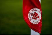 21 February 2020; A detailed view of the Sligo Rovers crest on a corner flag ahead of the SSE Airtricity League Premier Division match between Sligo Rovers and St. Patrick's Athletic at The Showgrounds in Sligo. Photo by Ben McShane/Sportsfile