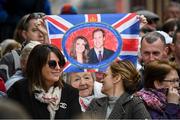 5 March 2020; Crowds await the arrival of Prince William, Duke of Cambridge and Catherine, Duchess of Cambridge, outside Tig Coili pub, Galway City Centre, during day three of their visit to Ireland. Photo by Sam Barnes/Sportsfile