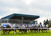 24 March 2020; A view of the field as they pass the grandstand during the Play Lotto On The BoyleSports App Maiden Hurdle at Clonmel Racecourse in Clonmel, Tipperary. Photo by Seb Daly/Sportsfile