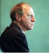 13 Nov 1995. Jack Charlton waits in Dublin airport before departure to Portugal. European Championship Qualifier, Portugal v Rep of Ireland, Stadium of Light, Lisbon, Portugal. Photo by David Maher/Sportsfile