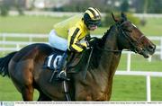 29 December 2003; Running On, with Seamus Durack up, during the Coyle Hamilton Beginners Steeplechase, Leopardstown Racecourse, Dublin. Horse Racing. Picture Credit; David Maher / SPORTSFILE *EDI*