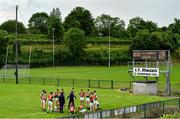 25 July 2020; Kilcummin manager Daniel O'Leary speaks to his players at half-time during the Kerry County Senior Club Football Championship Group 2 Round 1 match between Kilcummin and Killarney Legion at Lewis Road in Killarney, Kerry. GAA matches continue to take place in front of a limited number of people in an effort to contain the spread of the Coronavirus (COVID-19) pandemic. Photo by Brendan Moran/Sportsfile