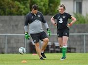 4 August 2020; Goalkeeper coach David Rooney with Leah Hayes during Republic of Ireland Women's Under-17 Training Camp at Tramore AFC in Waterford. Photo by Piaras Ó Mídheach/Sportsfile
