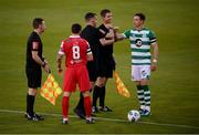 21 August 2020; Shamrock Rovers captain Ronan Finn and Shelbourne captain Gary Deegan with match officials, from left, Darragh Keegan, Rob Harvey and Darren Carey prior to the SSE Airtricity League Premier Division match between Shamrock Rovers and Shelbourne at Tallaght Stadium in Dublin. Photo by Stephen McCarthy/Sportsfile
