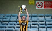 23 August 2020; Shelmaliers' captain Simon Donohoe lifts the cup following the Wexford County Senior Hurling Championship Final match between Shelmaliers and Naomh Éanna at Chadwicks Wexford Park in Wexford. Photo by David Fitzgerald/Sportsfile
