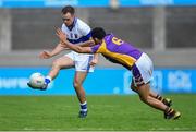 29 August 2020; Gavin Burke of St Vincent's in action against Cian O'Sullivan of Kilmacud Crokes during the Dublin County Senior Football Championship Quarter-Final match between Kilmacud Crokes and St Vincent's at Parnell Park in Dublin. Photo by Piaras Ó Mídheach/Sportsfile