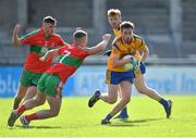 30 August 2020; Glen O'Reilly of Na Fianna in action against Leon Young of Ballymun Kickhams during the Dublin County Senior Football Championship Quarter-Final match between Ballymun Kickhams and Na Fianna at Parnell Park in Dublin. Photo by Piaras Ó Mídheach/Sportsfile